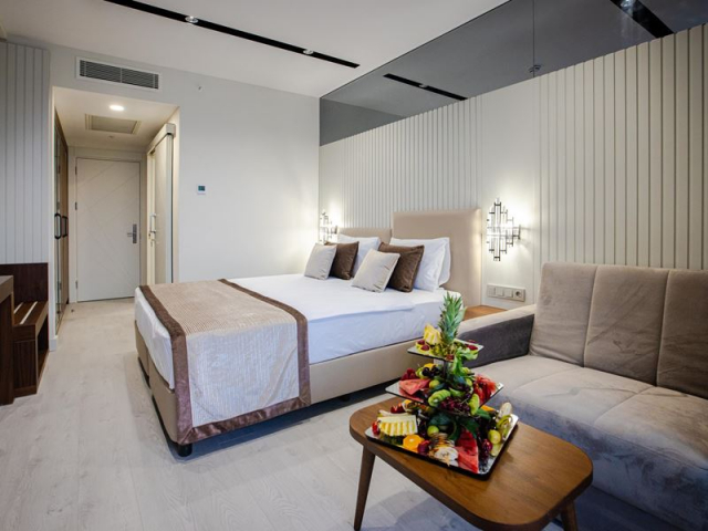 Sejur in Antalya: 750 euro cazare 7 nopti cu Ultra All inclusive+ transport avion+ toate taxele