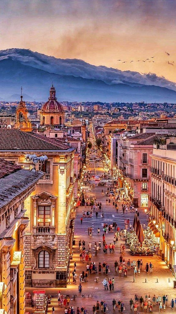 City break de toamna in Catania la doar 230 euro ,avion din Bucuresti!!!Ultimele locuri