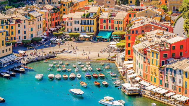 CITY BREAK DE 3 NOPTI LA GENOVA - CU ZBOR DIN BUCURESTI 📍🗺️