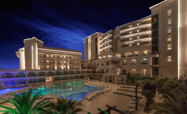 VACANTA COPIILOR IN ANTALYA, AVION DIN BUCURESTI, LA HOTEL SULTAN OF SIDE 5*, LA TARIFUL DE 687 EURO/PERS, AI!