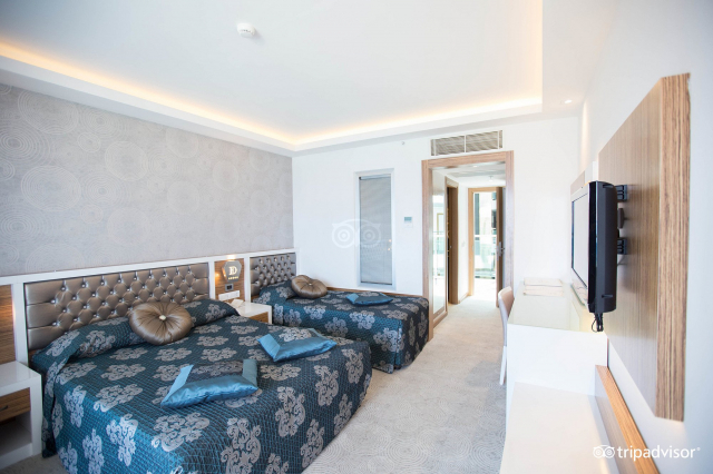 VACANTA COPIILOR IN ANTALYA, AVION DIN BUCURESTI, LA HOTEL DIAMOND HILL 5*, LA TARIFUL DE 779 EURO/PERSOANA, AI!