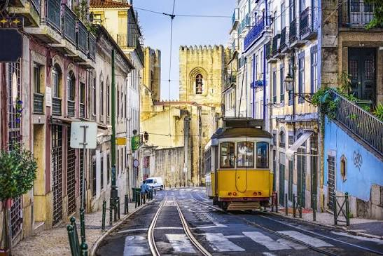 Weekend de toamna in Lisabona la doar 359 euro,avion din Bucuresti!!!Ultimele 2 locuri