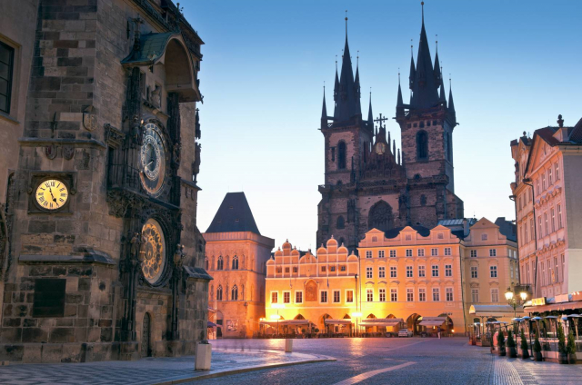 City break de toamna in Praga la doar 270 euro ,avion din Bucuresti !!!Ultimele locuri 