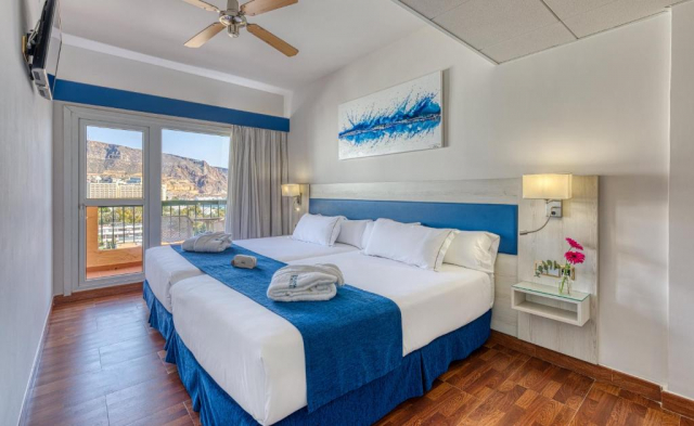 ULTRA LAST MINUTE MALAGA 7 NOPTI CAZARE CU DEMIPENSIUNE 4****PLAYA DULCE ZBOR DIN OTOPENI CU TAXE INCLUSE