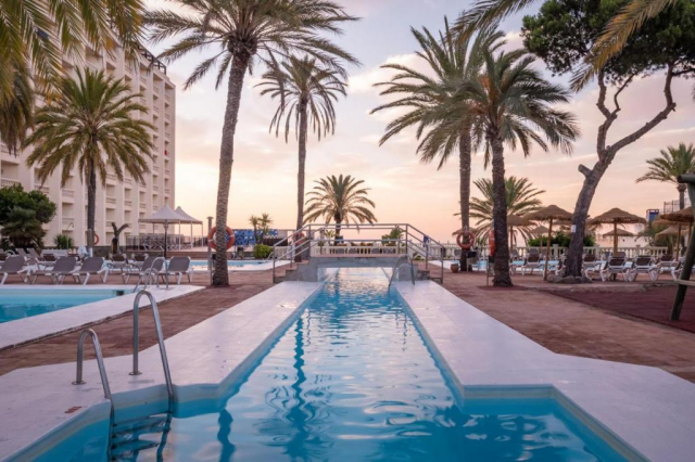 ULTRA LAST MINUTE SPANIA 7 NOPTI CAZARE 4****MOON DREAMS ZBOR DIN OTOPENI CU TAXE INCLUSE