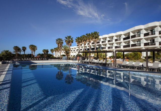 ULTRA LAST MINUTE SPANIA 7 NOPTI CAZARE 4****BARCELO CABO ZBOR DIN OTOPENI CU TAXE INCLUSE