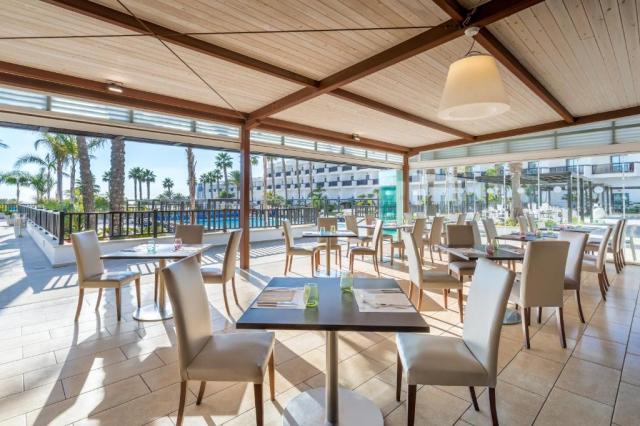 ULTRA LAST MINUTE SPANIA 7 NOPTI CAZARE 4****BARCELO CABO ZBOR DIN OTOPENI CU TAXE INCLUSE