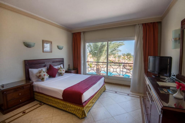 Sejur in Hurghada: 560 euro cazare 7 nopti cu All inclusive+ transport avion+ toate taxele 