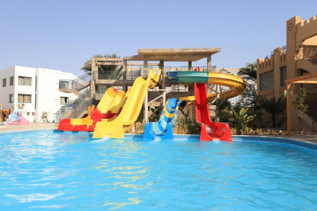 Sejur in Hurghada: 560 euro cazare 7 nopti cu All inclusive+ transport avion+ toate taxele 