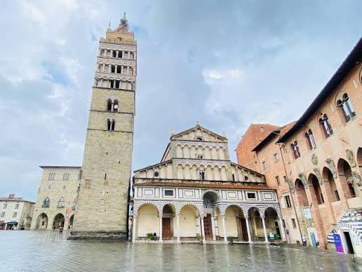 REVELION IN TOSCANA, SENIOR VOYAGE, AVION DIN BUCURESTI, LA HOTEL DE 4*, LA TARIFUL DE 890 EURO/PERS, DEMIPENSIUNE!