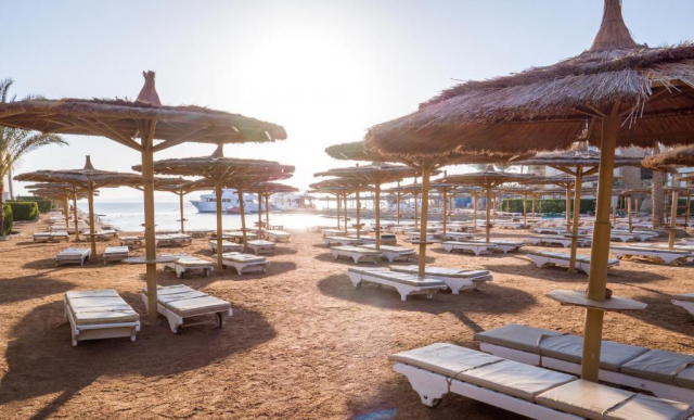 Craciun in Hurghada: 750 euro cazare 7 nopti cu All inclusive+ transport avion+ toate taxele 