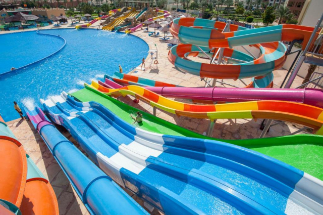 Revelion in Hurghada: 1250 euro cazare 7 nopti cu All inclusive+ transport avion+ toate taxele 