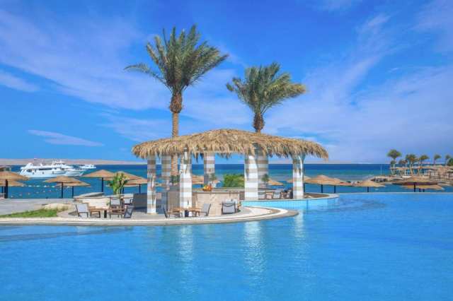 Revelion in Hurghada: 1275 euro cazare 7 nopti cu Ultra All inclusive+ transport avion+ toate taxele 