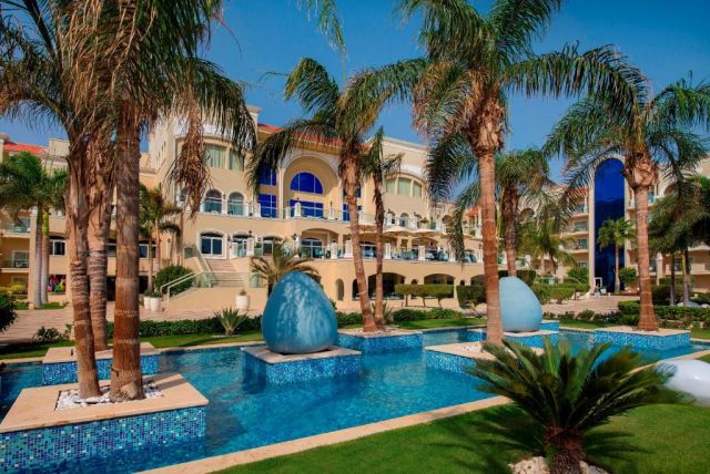 Revelion in Hurghada: 1325 euro cazare 7 nopti cu Ultra All inclusive+ transport avion+ toate taxele 