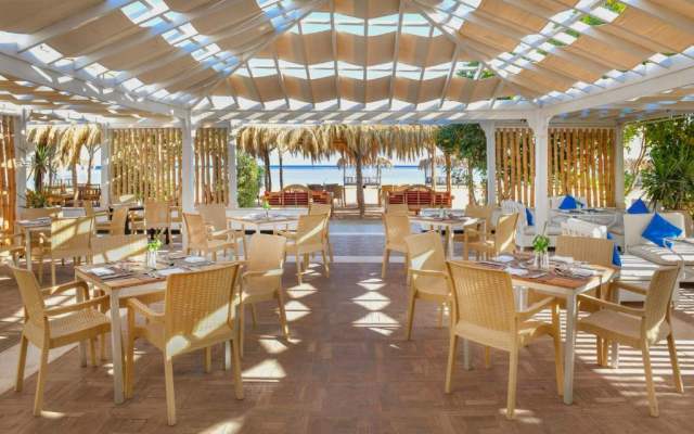 LAST MINUTE EGIPT, HURGHADA, JAZ AQUAMARINE 5*, 7 NOPTI CU ALL INCLUSIVE, ZBOR DIN BUCURESTI