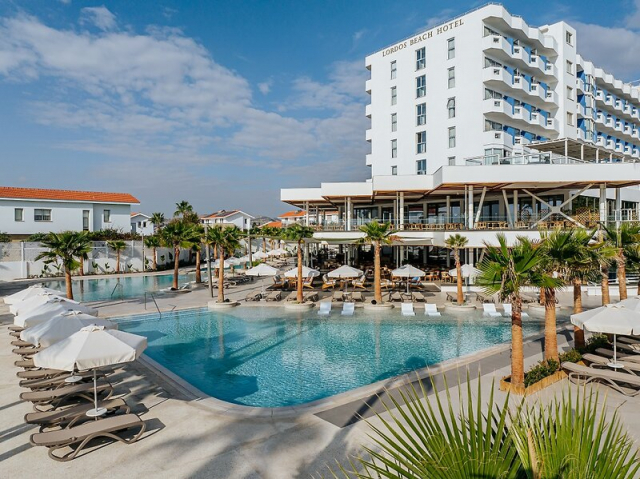 REVELION CIPRU 687 EURO/PERS PLECARE 28.12 DIN BUCURESTI- LORDOS BEACH HOTEL&amp; SPA, MIC DEJUN 
