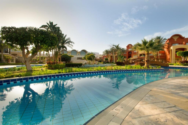 Revelion in Sharm el Sheikh: 925 euro cazare 7 nopti cu  All inclusive+ transport avion+ toate taxele