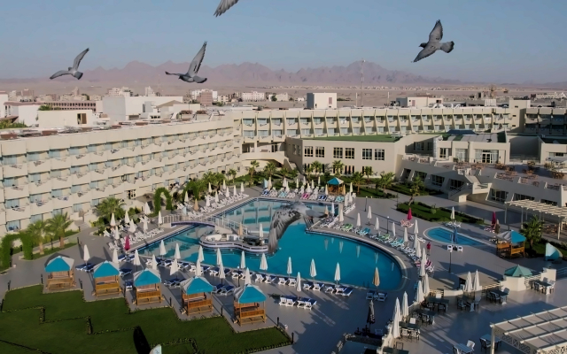 LAST MINUTE SEVEN SEAS JOLIE BAY 5* UAI 28 OCTOMBRIE DIN BUCURESTI 859 EURO/PERSOANA