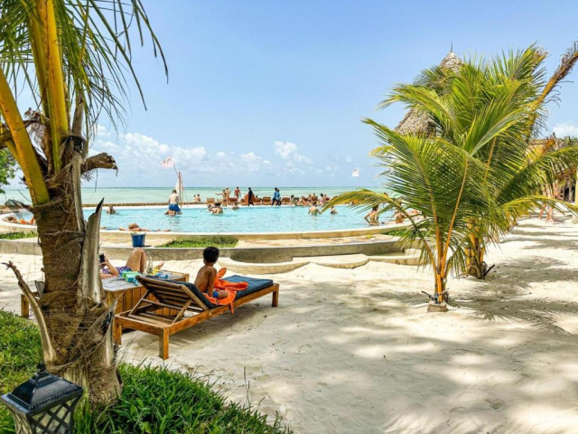 ULTRA LAST MINUTE ZANZIBAR 4****JAMBO RESORT  7 NOPTI ZBOR DIN OTOPENI CU TAXE INCLUSE