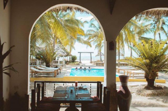 ULTRA LAST MINUTE ZANZIBAR 4****MAMBO OCEAN 7 NOPTI ZBOR DIN OTOPENI CU TAXE INCLUSE