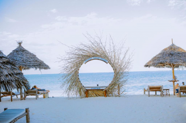 ULTRA LAST MINUTE ZANZIBAR 4****MAMBO OCEAN 7 NOPTI ZBOR DIN OTOPENI CU TAXE INCLUSE