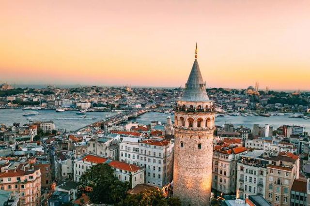 REVELION IN ISTANBUL, CU AUTOCAR DIN BUCURESTI - super oferta!