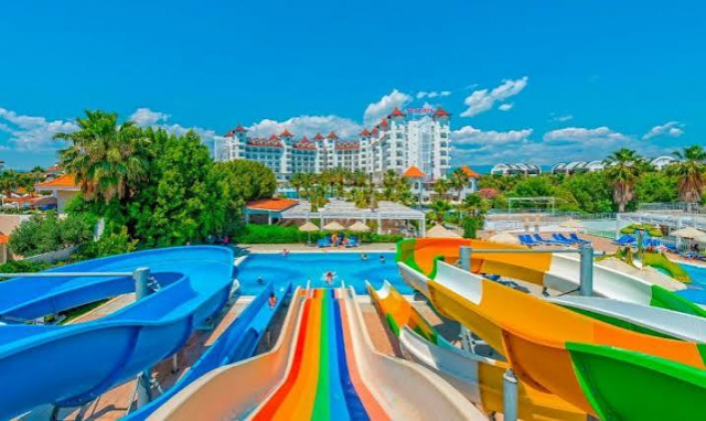 DEAL ANTALIA PLECARE IN 16 OCTOMBRIE HOTEL SERENIS 5 * PRET 389 EURO ALL INCLUSIVE