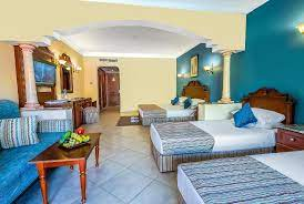 REVELION HURGHADA PLECARE IN 29.12.2026 7 NOPTI  HOTEL TITANIC PALACE  5* AI CINA DE REVELION INCLUSA PRET 986 EURO