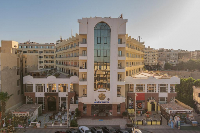 Sejur in Hurghada: 370 euro cazare 7 nopti cu All inclusive+ transport avion+ toate taxele 