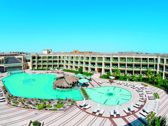 Sejur in Hurghada: 725 euro cazare 7 nopti cu All inclusive+ transport avion+ toate taxele 
