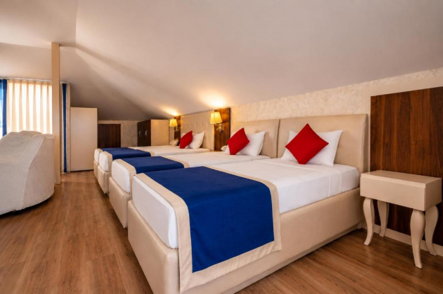 VACANTA COPIILOR IN  ALANYA, AVION DIN BUCURESTI, LA HOTEL KLEOPATRA MICADOR 4*, LA TARIFUL DE 469 EURO/PERSOANA, AI!