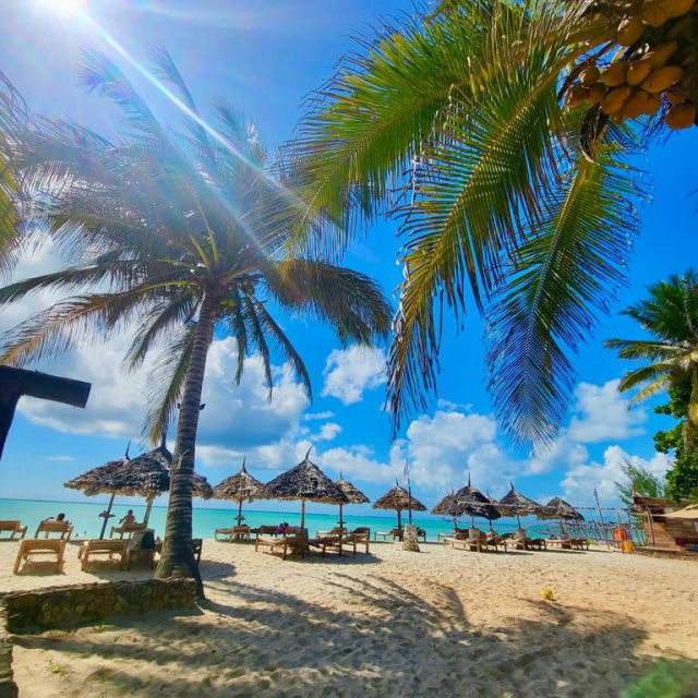 CRACIUN ZANZIBAR, MAMBO OCEAN RESORT 4*, 7 NOPTI CAZARE CU ALL INCLUSIVE, ZBOR DIN BUCURESTI