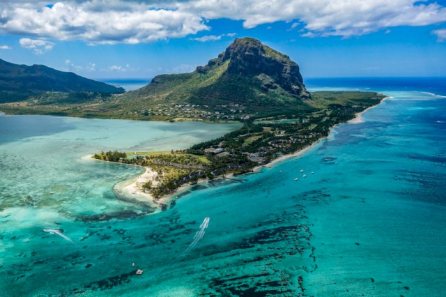 OFERTA DE 8 NOPTI IN MAURITIUS-PLECARE DIN BUCURESTI (CC)