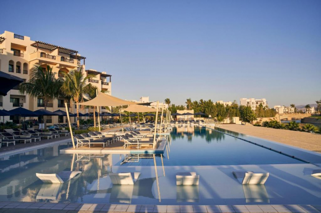CRACIUN OMAN,FANAR HOTEL &amp; RESIDENCES 5*, 7 NOPTI CAZARE CU ALL INCLUSIVE, ZBOR DIN BUCURESTI