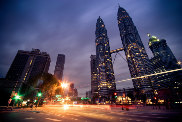 PETRECE SARBATORILE IN BANGKOK + PHUKET + KUALA LUMPUR, SEJUR 12 NOPTI, CU PLECARE DIN TIMISOARA(LP)