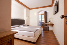  Rezia  Bormio
