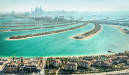  Th8 Palm Dubai Beach Resort, Vignette Collection By IHG